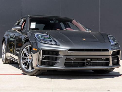 2025 Porsche Panamera 