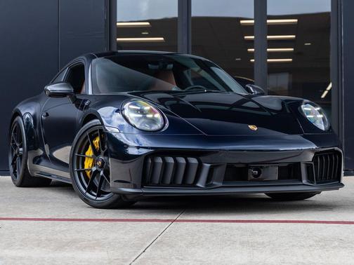 Paint to Sample 2026 Porsche 911 Carrera 4 GTS