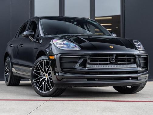 2025 Porsche Macan T