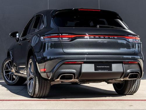 2026 Porsche Macan 