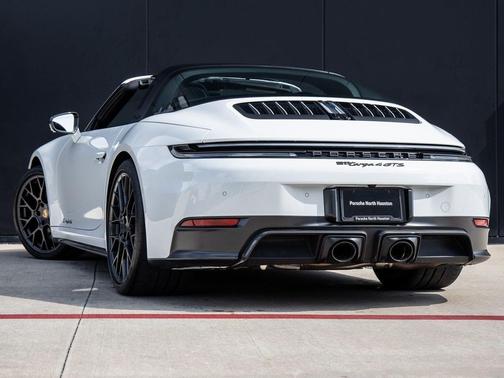 2025 Porsche 911 Targa 4 GTS