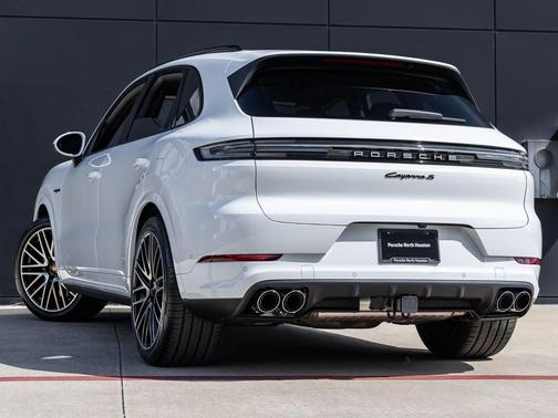 2026 Porsche Cayenne Cayenne S E-Hybrid