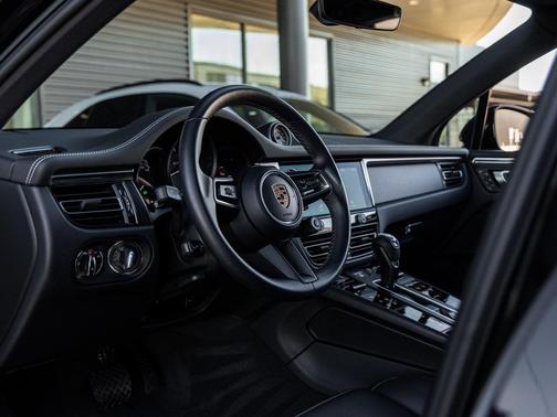 2023 Porsche Macan GTS