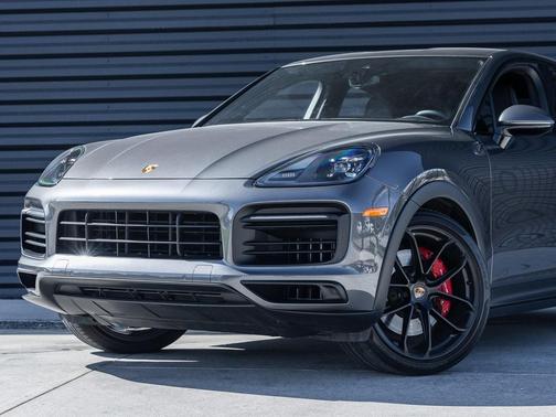 2022 Porsche Cayenne GTS