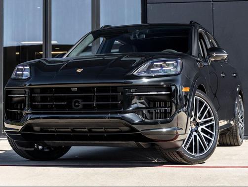 2026 Porsche Cayenne GTS
