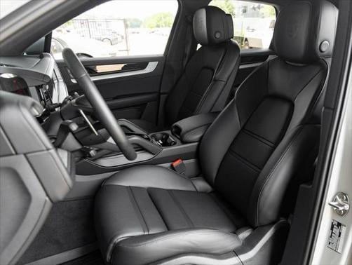 2025 Porsche Cayenne