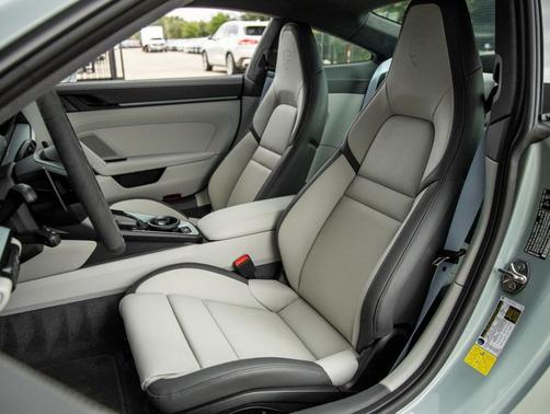 2026 Porsche 911 Carrera GTS