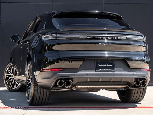 Chromite Black Metallic 2026 Porsche Cayenne Cayenne