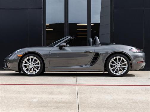 2024 Porsche 718 Boxster Base