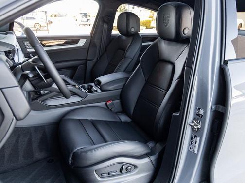 2026 Porsche Cayenne Cayenne E-Hybrid