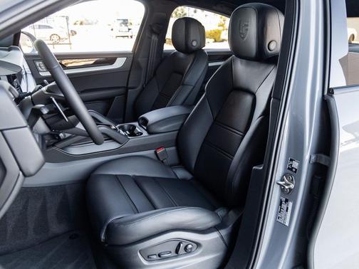 2026 Porsche Cayenne Cayenne E-Hybrid