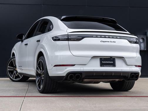 White 2023 Porsche Cayenne Turbo