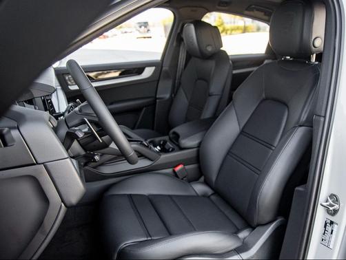 2025 Porsche Cayenne Cayenne E-Hybrid