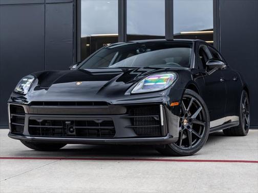 2025 Porsche Panamera Base