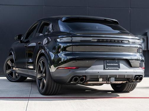 2025 Porsche Cayenne S
