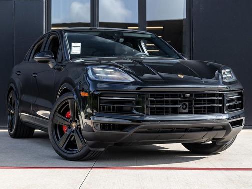 2025 Porsche Cayenne S
