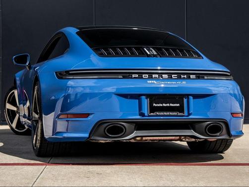 2026 Porsche 911 Carrera 4S