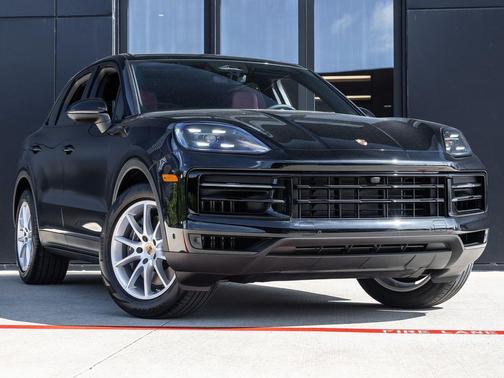 Chromite Black Metallic 2026 Porsche Cayenne Cayenne
