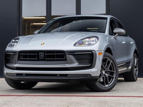 2023 Porsche Macan T