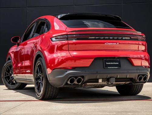 2024 Porsche Cayenne S