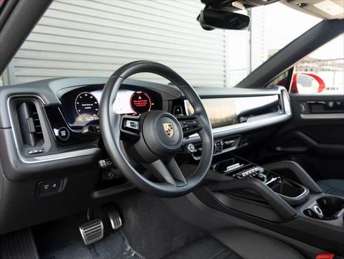 2024 Porsche Cayenne S
