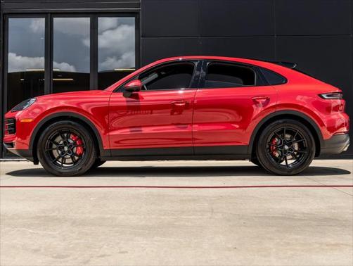 2024 Porsche Cayenne S