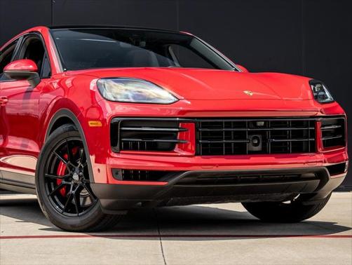 2024 Porsche Cayenne S
