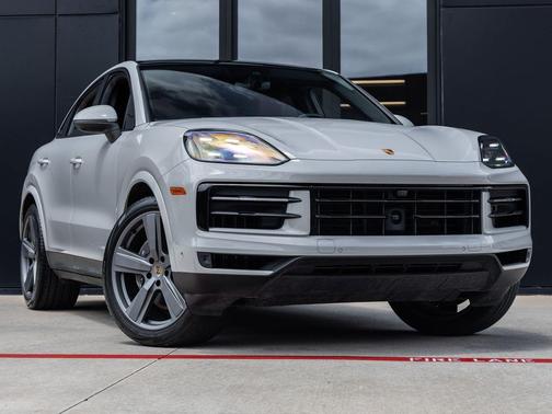 Chalk 2024 Porsche Cayenne Cayenne