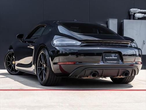 2024 Porsche 718 Cayman GTS 4.0