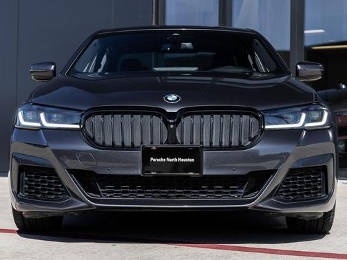 2021 BMW 540 540i