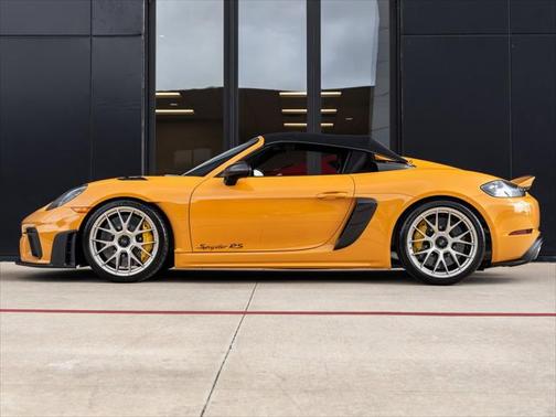 2025 Porsche 718 Spyder RS