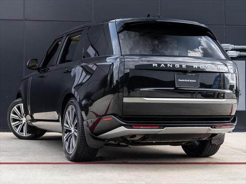 2023 Land Rover Range Rover P400 SE