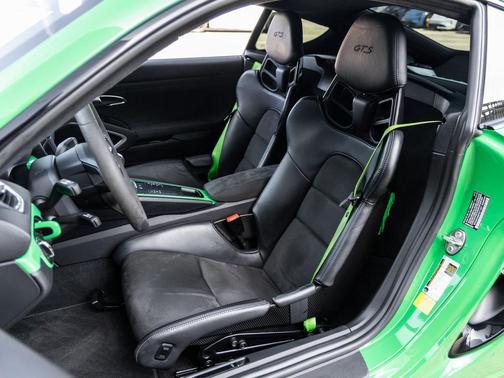 2023 Porsche 718 Cayman GTS 4.0