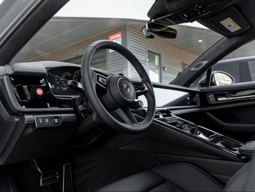 2026 Porsche Panamera GTS