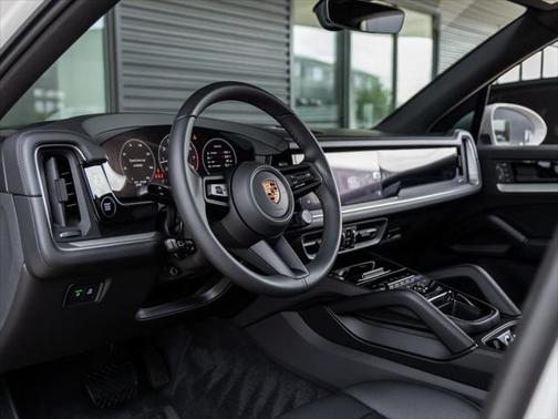2025 Porsche Cayenne