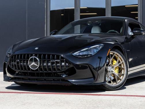 2025 Mercedes-Benz AMG GT 63 4MATIC