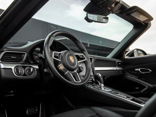 2017 Porsche 911 911 Carrera S