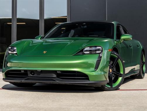 2022 Porsche Taycan Base