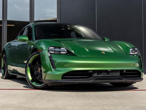 2022 Porsche Taycan Base