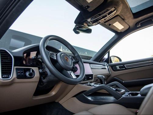 2023 Porsche Cayenne Turbo