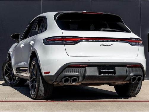 2023 Porsche Macan T