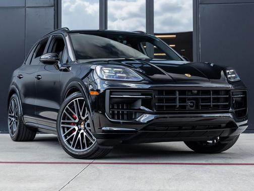 2026 Porsche Cayenne GTS