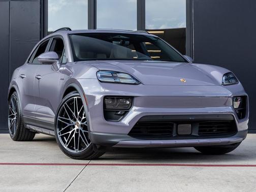 2025 Porsche Macan
