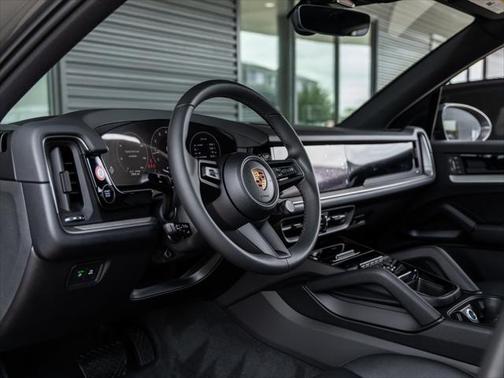 2025 Porsche Cayenne