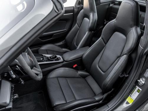 2024 Porsche 911 Targa 4S