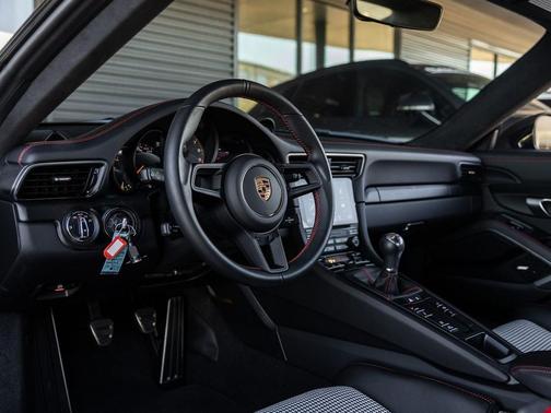 2019 Porsche 911 GT3