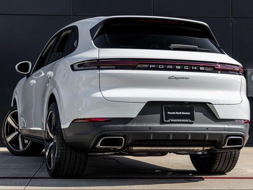 2025 Porsche Cayenne 