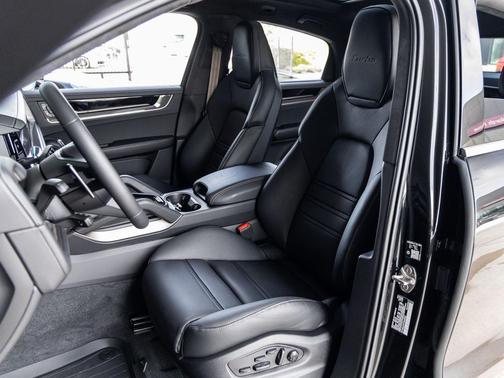 2026 Porsche Cayenne Turbo