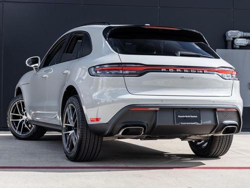 2025 Porsche Macan T