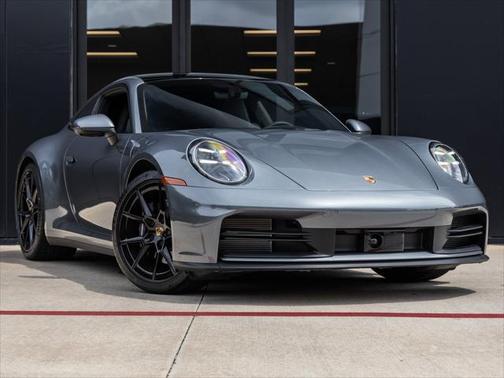 2025 Porsche 911 Carrera